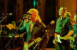 Max Zeug & Ola Van Sander Max Zeug & Ola Van Sander