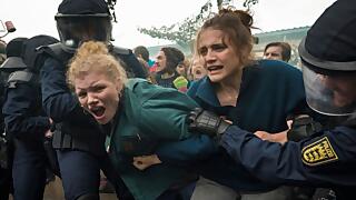 Film "Und morgen die ganze Welt"